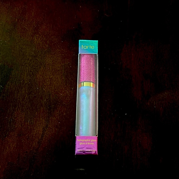 tarte Mermaid Holographic lipgloss - Picture 2 of 5